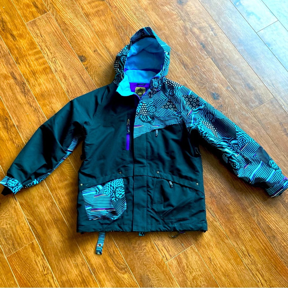 Empire 10,000MM Waterproof Ski Jacket. Size Youth Large, Like-New Condition!